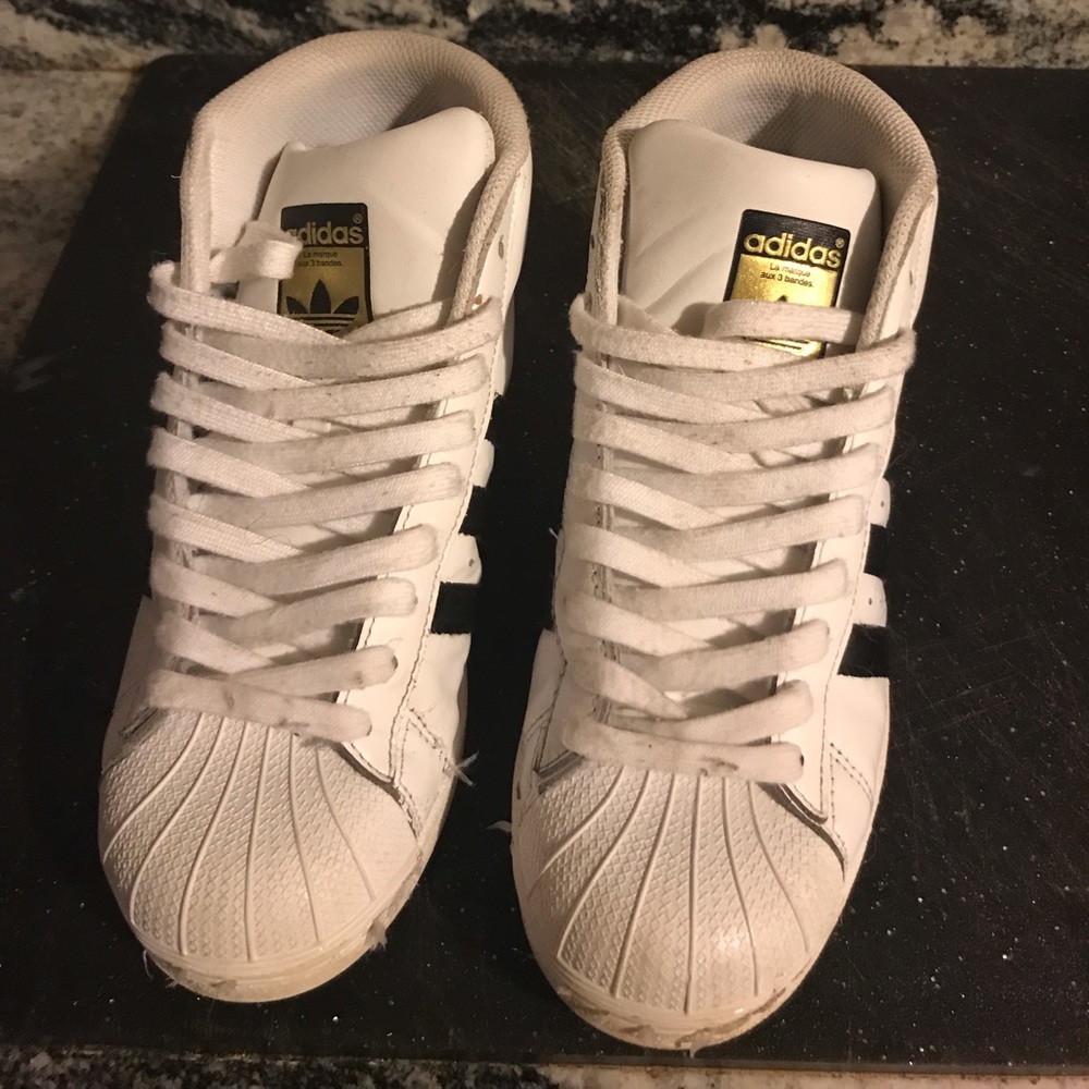 Youth sneakers